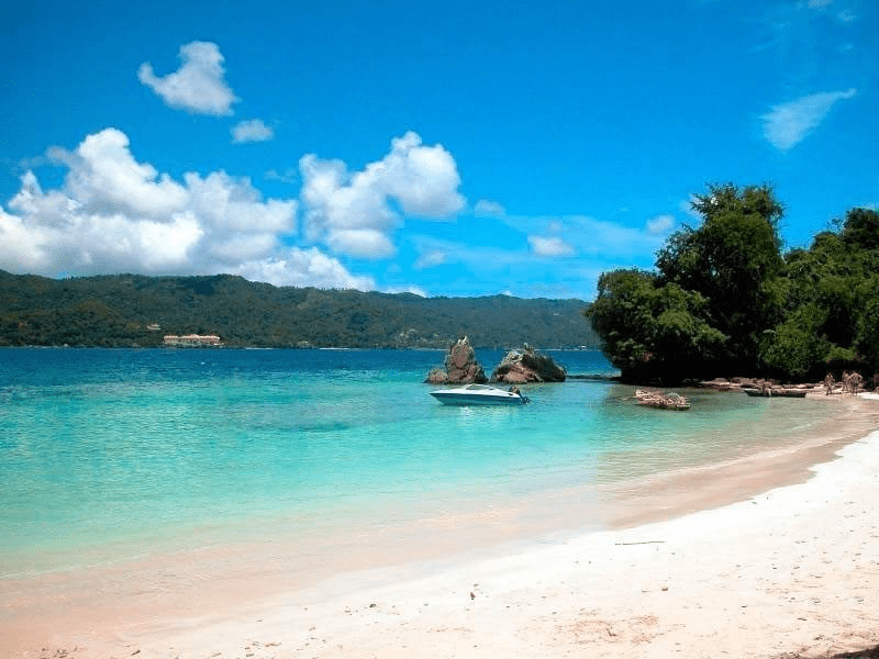 Playa La Bonita en Samaná