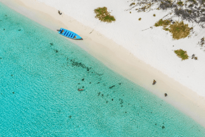 Descubre el paraíso natural de Playa Bahía de las Águilas