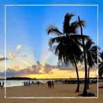 Belleza de Playa Boca Chica: Arena blanca, aguas cristalinas y sol