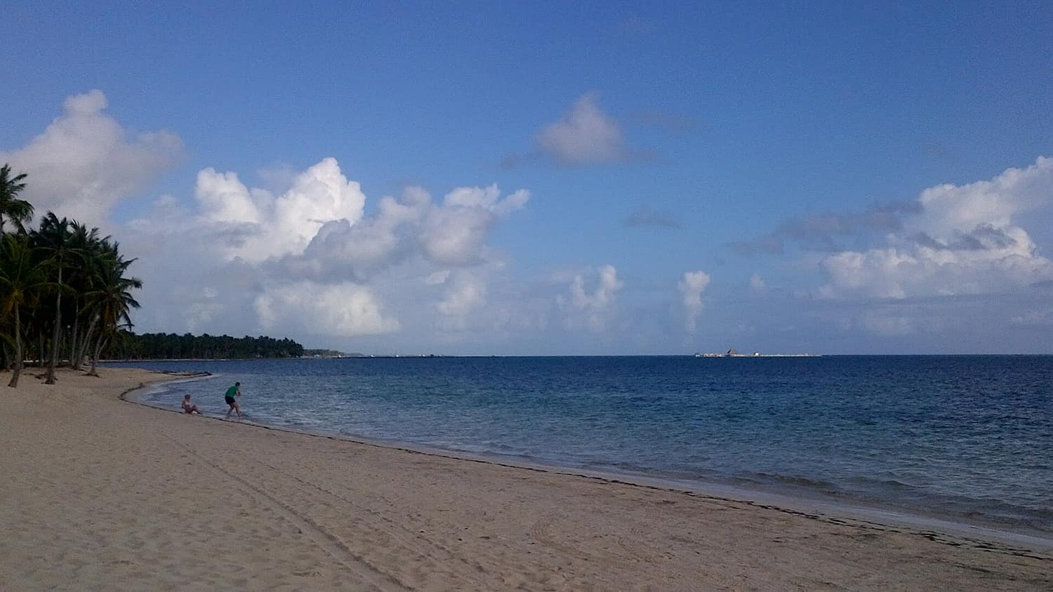 Laguna y paisaje en Casa de Campo, La Romana